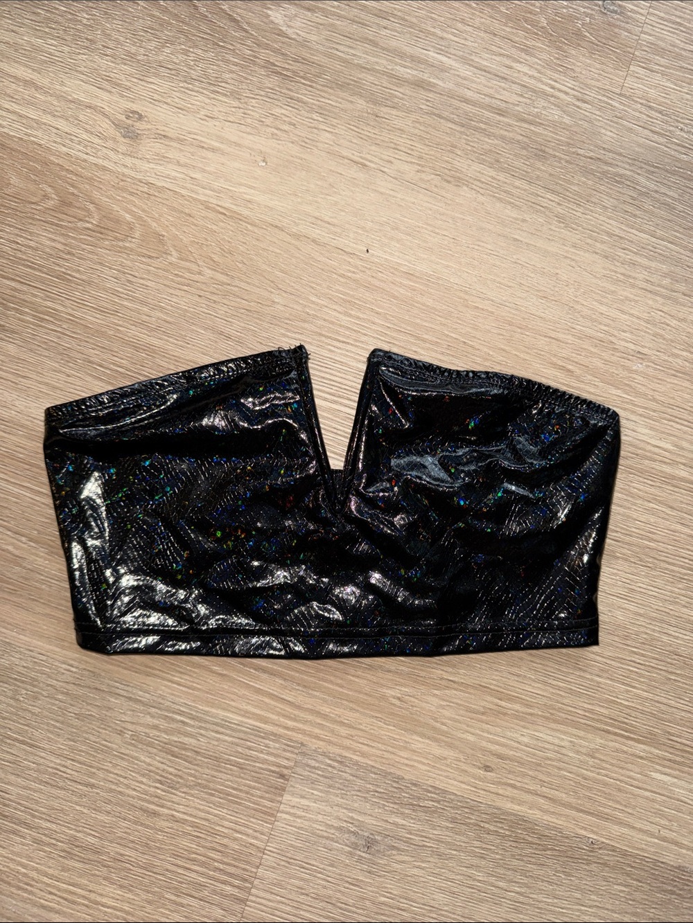 SHEIN Holographic Black Animal Print Faux Patent Leather V Boning Bandeau Crop